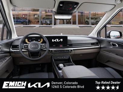 New 2026 Kia Carnival LXS