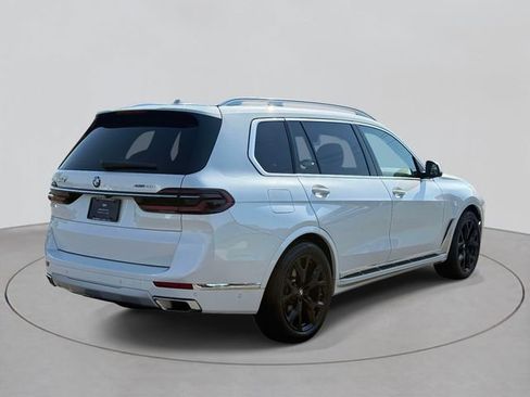 Used 2024 BMW X7 xDrive40i w/ Executive Package AWD/4WD image 5