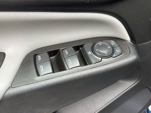 Used 2022 Chevrolet Equinox LS image 7