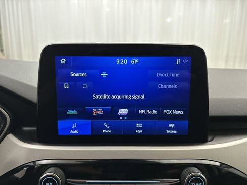 Used 2020 Ford Escape SE image 15