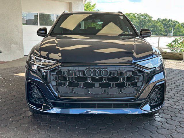 Used 2025 Audi SQ8 Prestige AWD/4WD image 23