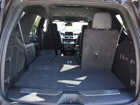 Used 2024 Chevrolet Tahoe Premier AWD/4WD image 23