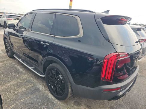 Used 2022 Kia Telluride SX w/ SX Prestige Package AWD/4WD image 5