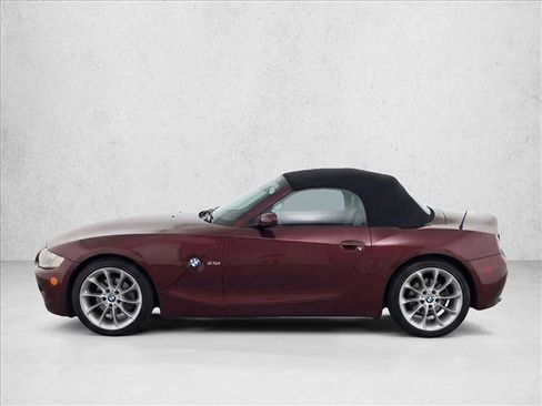 Used 2005 BMW Z4 2.5i image 4