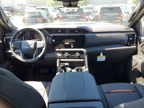 New 2026 GMC Sierra 1500 AT4 w/ AT4 Premium Package AWD/4WD image 13