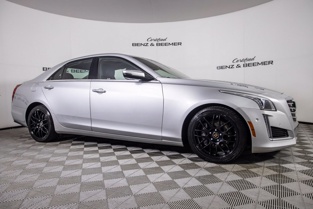 Used 2018 Cadillac CTS Premium Luxury RWD image 2