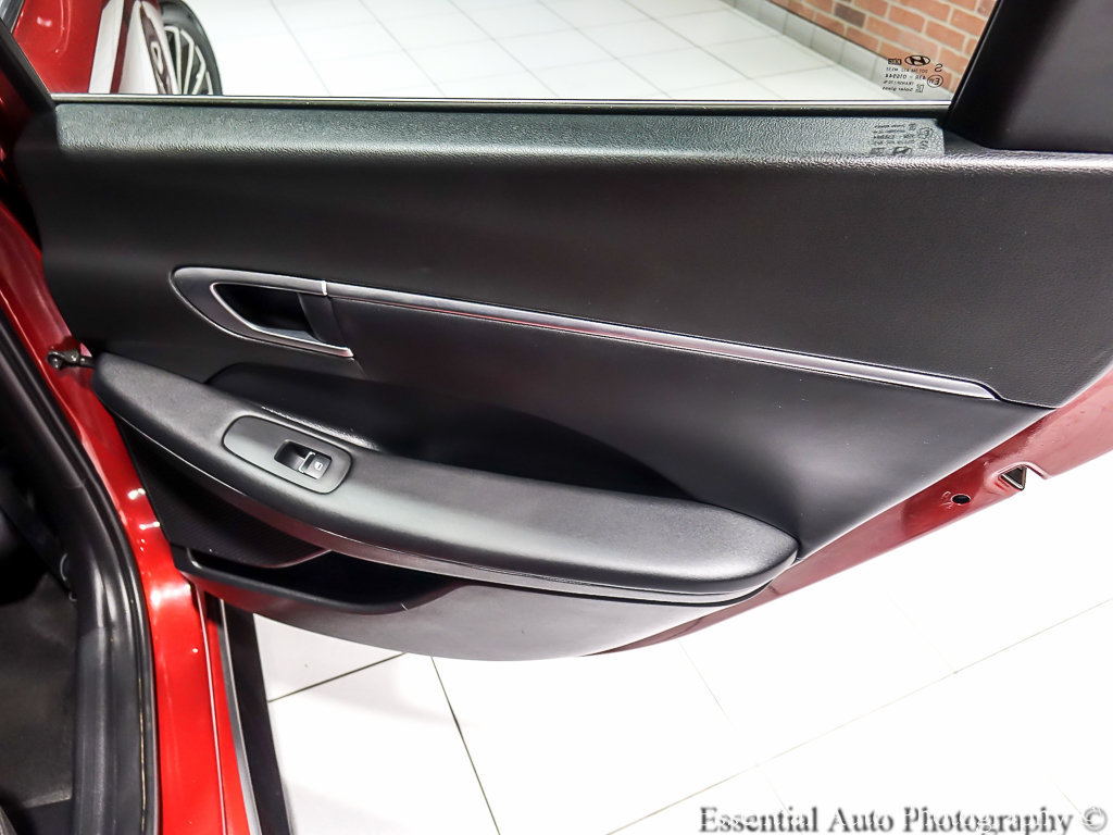 Used 2025 Hyundai Sonata SEL FWD image 27