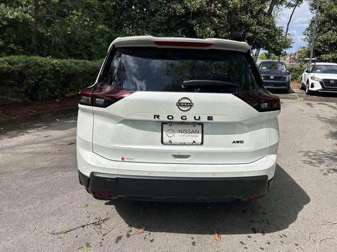 New 2026 Nissan Rogue SV AWD/4WD image 6