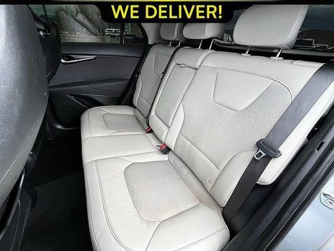Used 2023 Kia Niro EX Touring FWD image 14