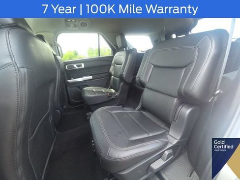 Used 2023 Ford Explorer XLT w/ Equipment Group 202A AWD/4WD image 22