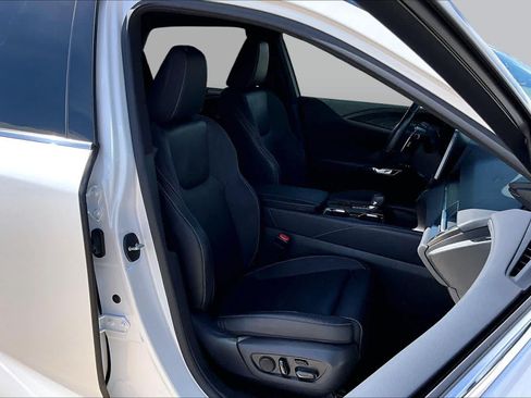 Used 2023 Lexus RX 350 AWD w/ Accessory Package (Z1) image 9