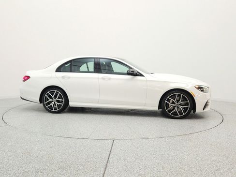 Used 2023 Mercedes-Benz E 350 Sedan image 4