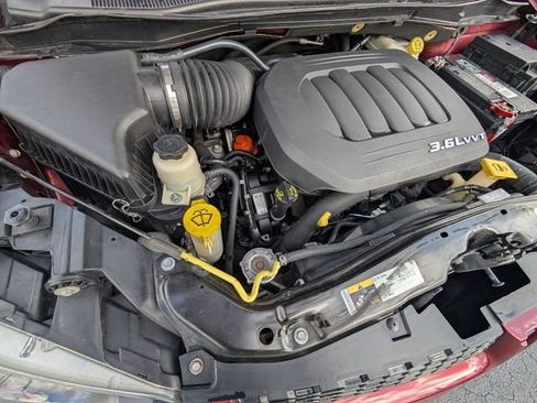 Used 2018 Dodge Grand Caravan GT image 24