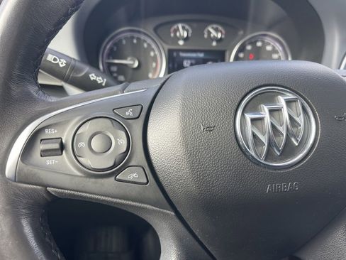 Used 2019 Buick Enclave Essence image 20