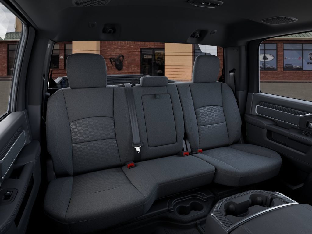 New 2026 RAM 3500 Big Horn AWD/4WD image 17