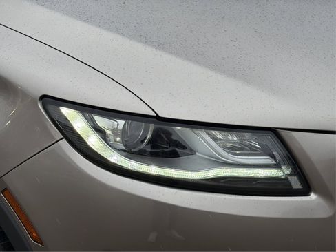 Used 2019 Lincoln MKC Premiere image 27