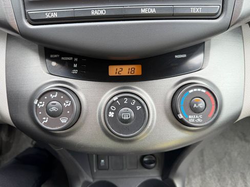Used 2012 Toyota RAV4 4WD w/ Value Pkg image 33