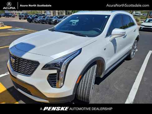 Used 2023 Cadillac XT4 Premium Luxury FWD image 1