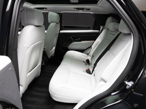 Used 2023 Land Rover Range Rover Sport SE image 48