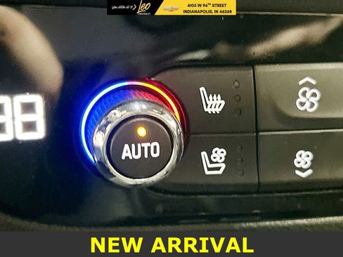 Used 2023 Buick Enclave Premium image 21