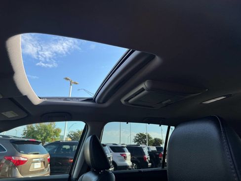 Used 2017 Honda Pilot Touring image 31