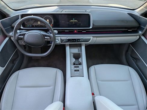 Used 2025 Hyundai Ioniq 6 SEL image 28