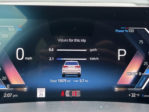 Used 2025 BMW X5 xDrive50e w/ M Sport Package image 17