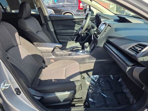 Certified 2023 Subaru Impreza 2.0i image 10