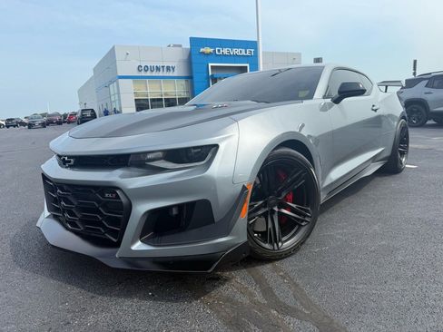 Used 2023 Chevrolet Camaro ZL1 image 2