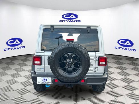 Used 2024 Jeep Wrangler Unlimited AWD/4WD image 4