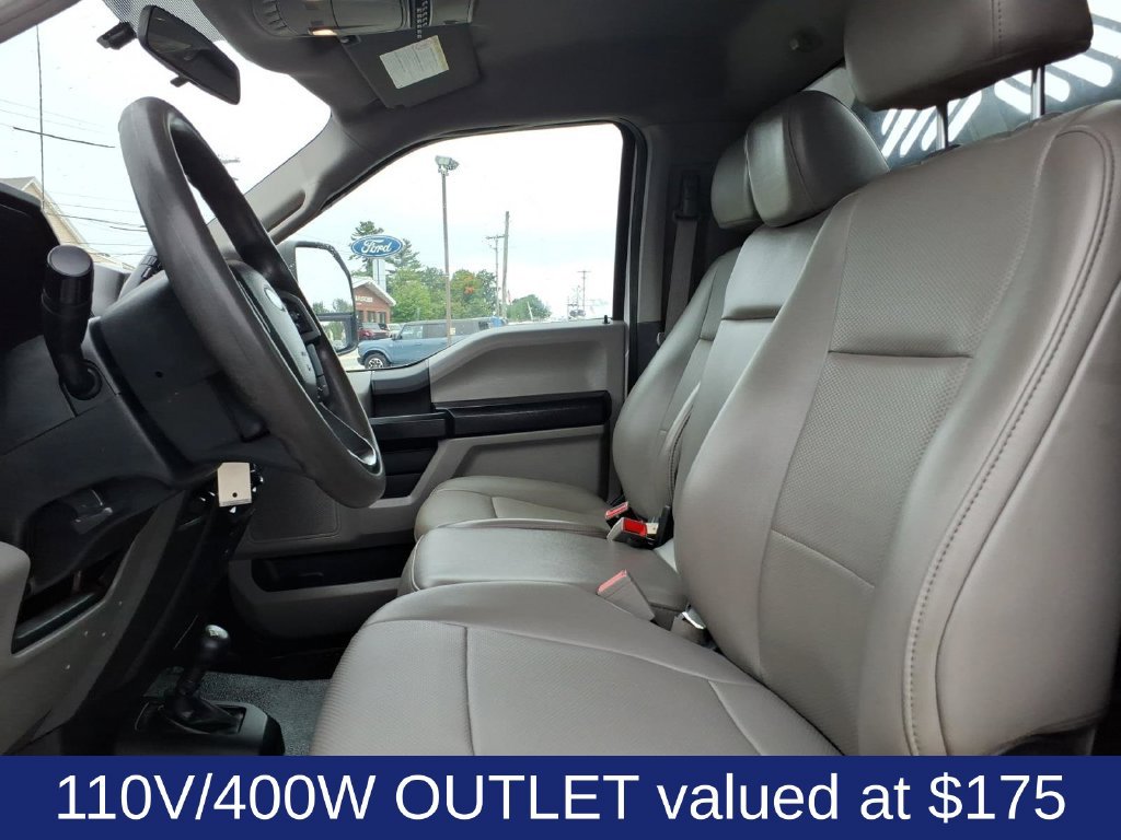 Used 2019 Ford F550 4x4 Regular Cab Super Duty w/ XL Value Package image 14