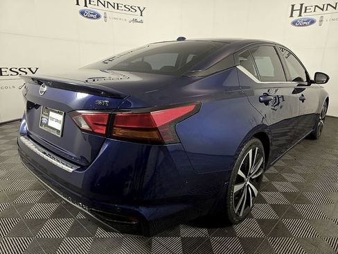 Used 2021 Nissan Altima 2.5 SR FWD image 5