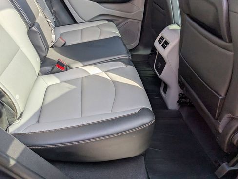 Used 2019 GMC Terrain SLT w/ Preferred Package image 29