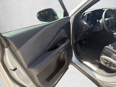 Used 2026 Lexus TX 350 AWD w/ Technology Package image 10
