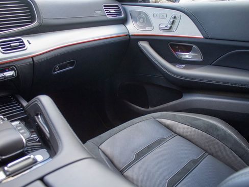 Used 2025 Mercedes-Benz GLE 53 AMG GLE 53 AMG image 20