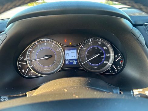 Used 2018 INFINITI QX80 4WD w/ Driver Assistance Package image 13