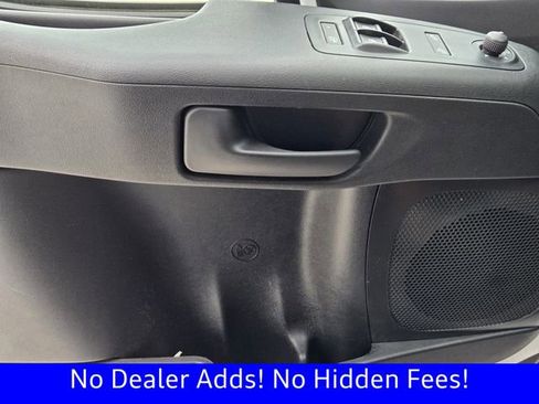 Used 2025 RAM ProMaster 2500 w/ Convenience Group image 24