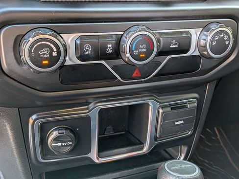 Certified 2021 Jeep Gladiator Sport image 19
