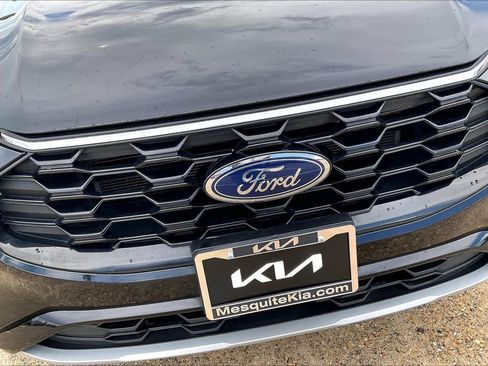 Used 2024 Ford Escape ST-Line w/ Tech Pack #1 FWD image 30