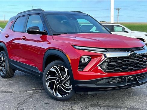 New 2026 Chevrolet TrailBlazer RS FWD image 2