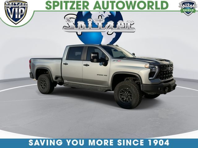 Used 2024 Chevrolet Silverado 2500 ZR2 w/ ZR2 Bison Edition AWD/4WD image 3