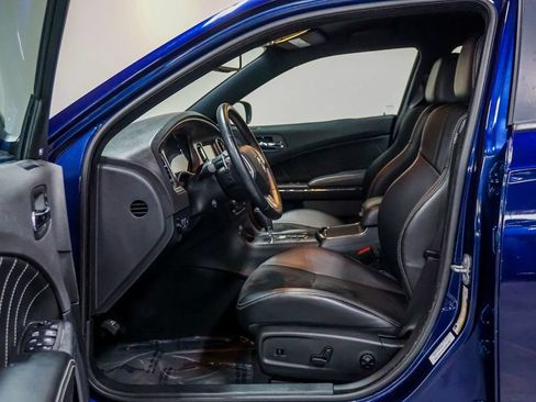 Used 2014 Dodge Charger R/T RWD image 8