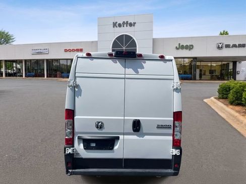 Used 2023 RAM ProMaster 3500 w/ Driver Convenience Group FWD image 5