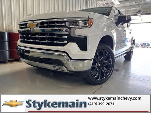 New 2025 Chevrolet Silverado 1500 LTZ w/ LTZ Convenience Package II image 33