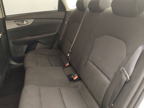 Used 2021 Kia Forte LXS FWD image 18