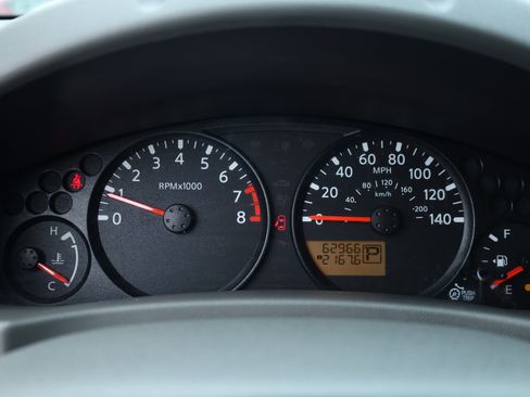 Used 2020 Nissan Frontier SV image 22