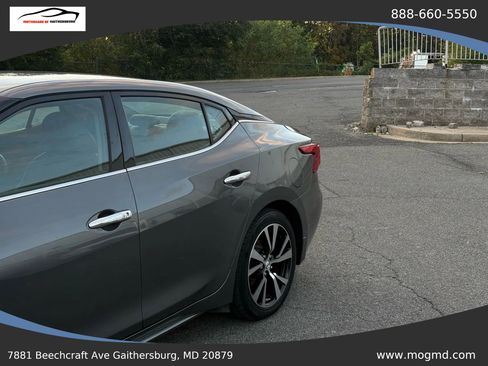 Used 2017 Nissan Maxima 3.5 SV FWD image 3