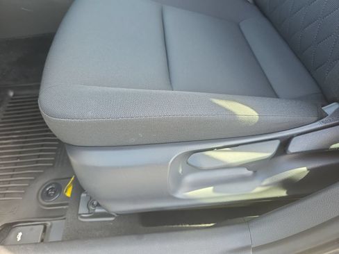 Used 2026 Toyota Corolla LE FWD image 27