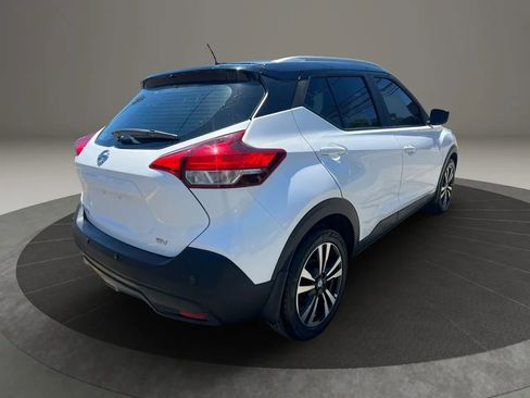 Used 2020 Nissan Kicks SV FWD image 5