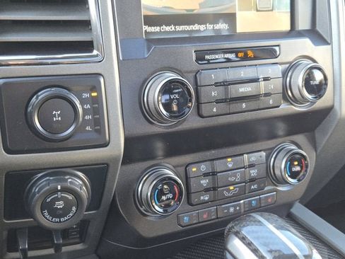 Used 2019 Ford F150 Raptor w/ Equipment Group 802A Luxury image 28